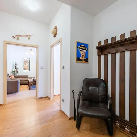 Apartment Comfy Ξενοδοχείο με διαμερίσματα